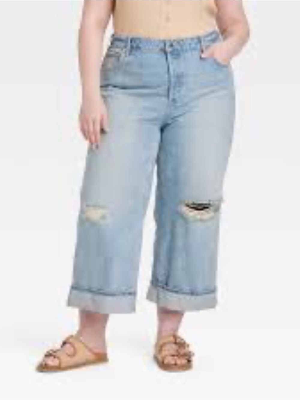 Universal Thread Light Blue Distressed Wide-Leg Crop Jeans